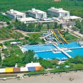 Hotel Daima Resort