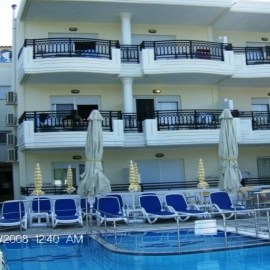 Hotelul Sirines 2* 